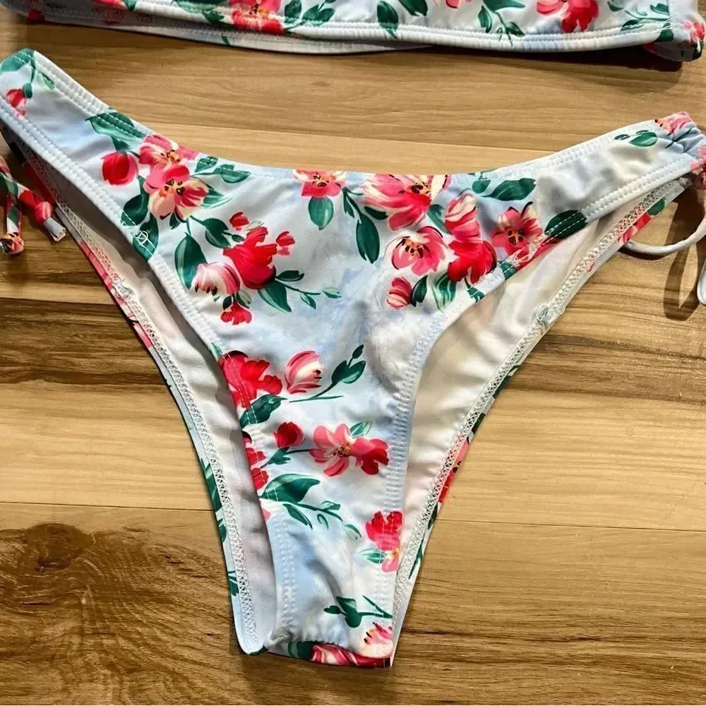 Shein Two Piece Floral Ruffle Bikini Women’s Medium